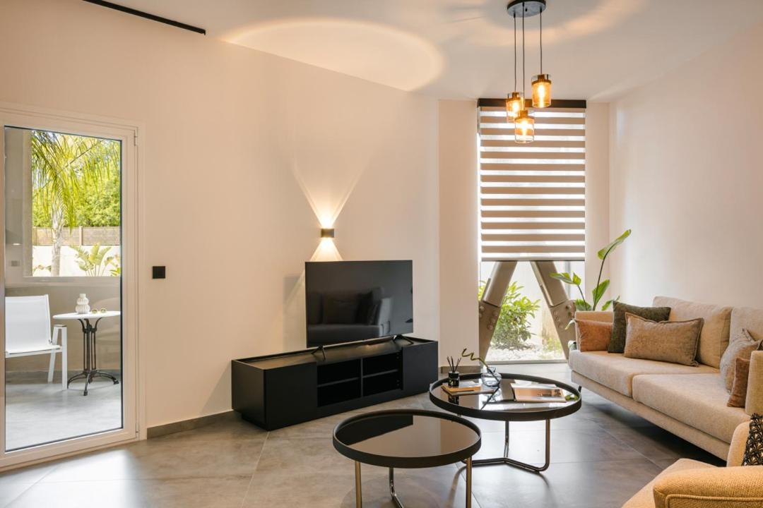 X Luxury Suites Argostóli Extérieur photo