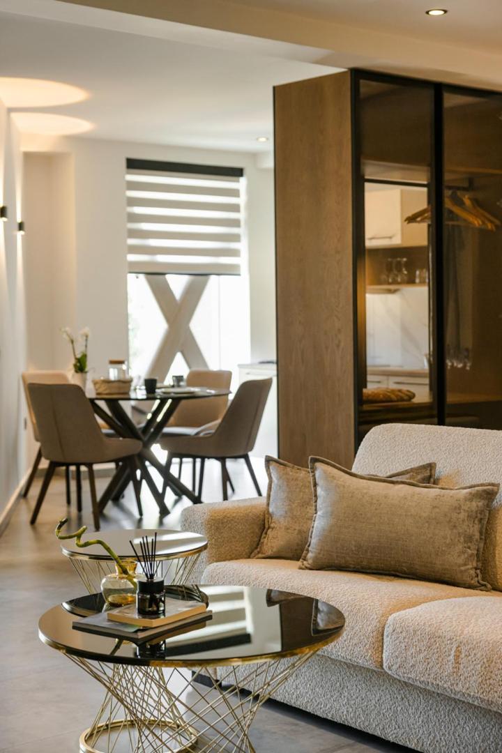 X Luxury Suites Argostóli Extérieur photo